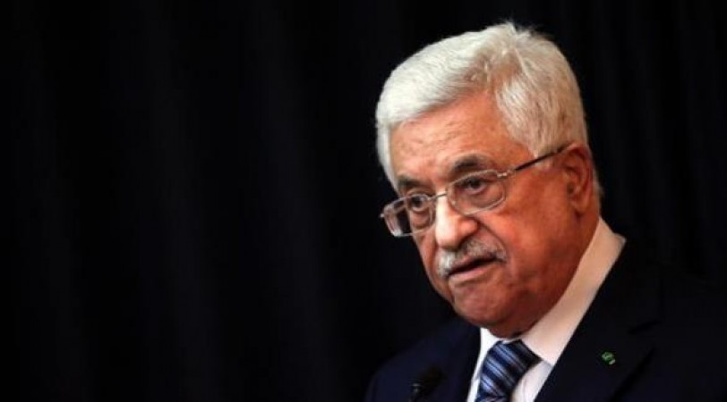 عباس يهدد بوقف المحادثات مع سلطات الاحتلال