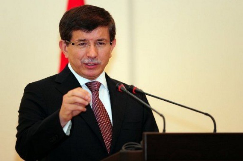 أوغلو: تركيا ستنضم إلى أي تحالف ضد سورية
