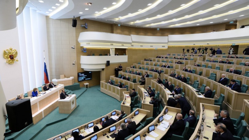 مجلس الاتحاد الروسي يصادق على انضمام القرم وسيفاستوبول إلى روسيا