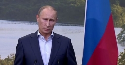 بوتين: تسليح المعارضة السورية سيؤدي فقط إلى استفحال الأزمة