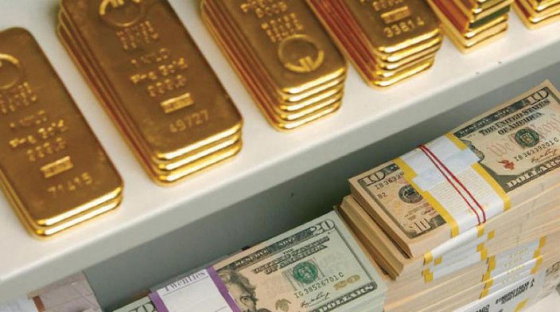 الذهب يرتفع 18 % في عام
