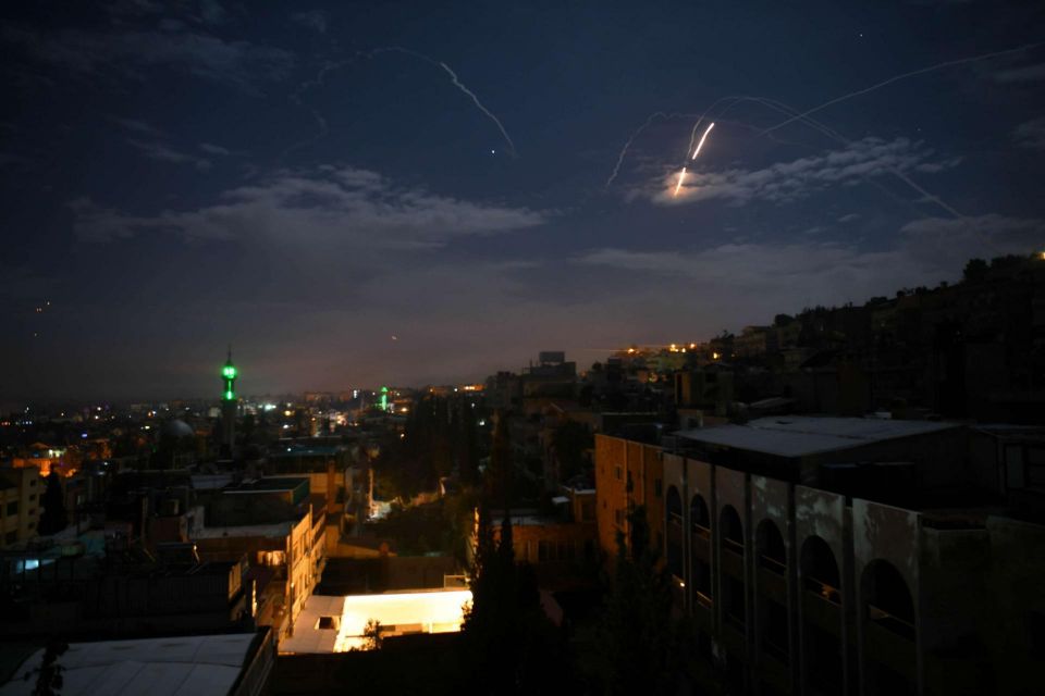 «إسرائيل» تزعم أنّ قصفها الحدود السورية-العراقية قبل أسابيع استهدف «قافلة أسلحة»
