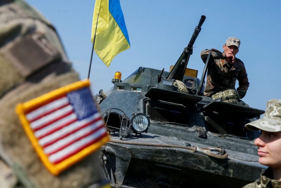 واشنطن تؤجّل تسليم دفعة سلاح إلى كييف