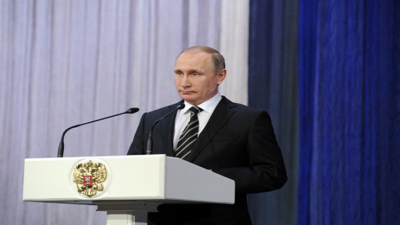 بوتين: نسعى لحل الأزمة في سورية بالطرق السياسية والدبلوماسية