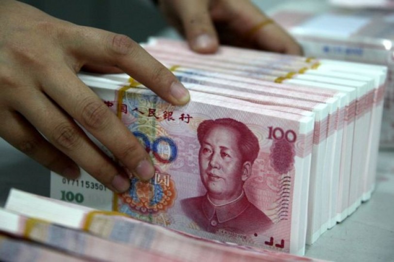 مسؤول صيني: اليوان سيصبح العملة الثانية عالميا