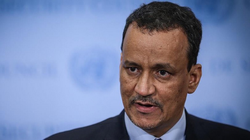 وفد الحكومة اليمني «يقتنع» بمواصلة مفاوضات الكويت