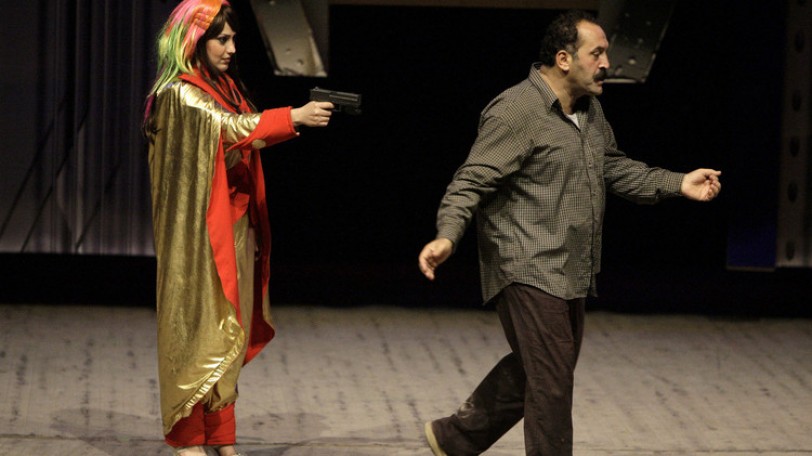 المسرح العراقي يحارب الإرهاب