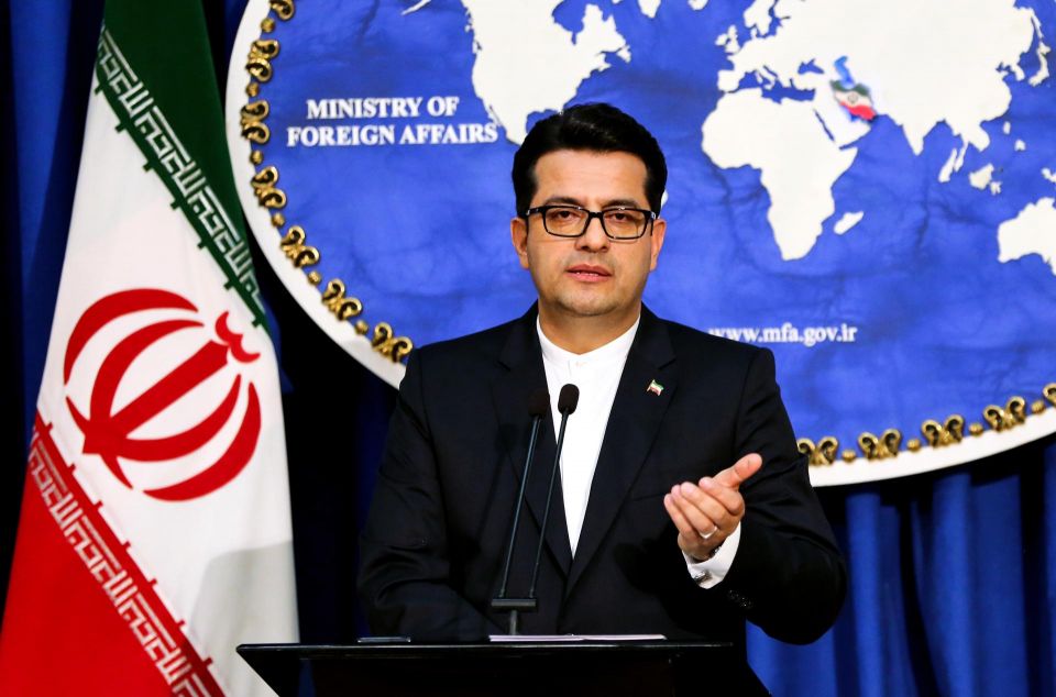 طهران: لا نريد مساعدة من الأمريكيين ضد كورونا
