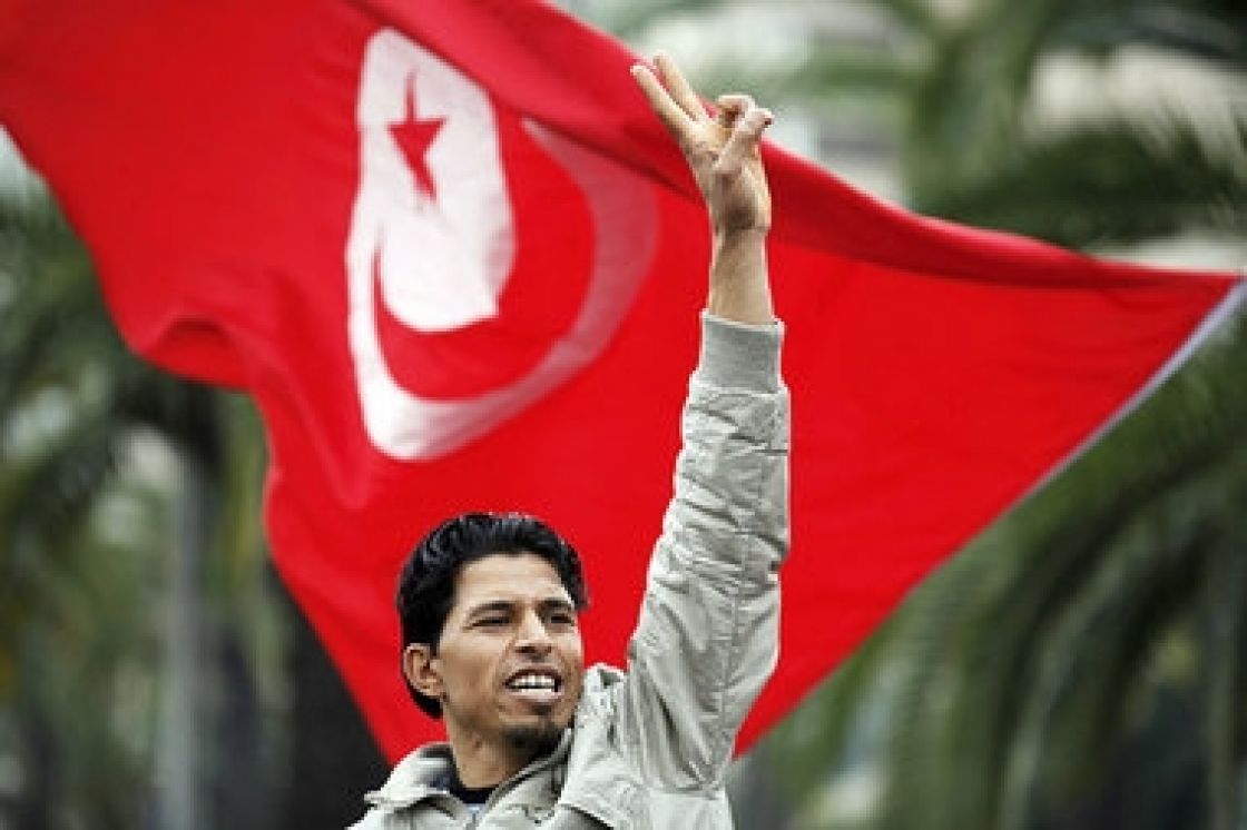 الثورة التونسية:  الإلهام الثوري.. اليوم وغداً