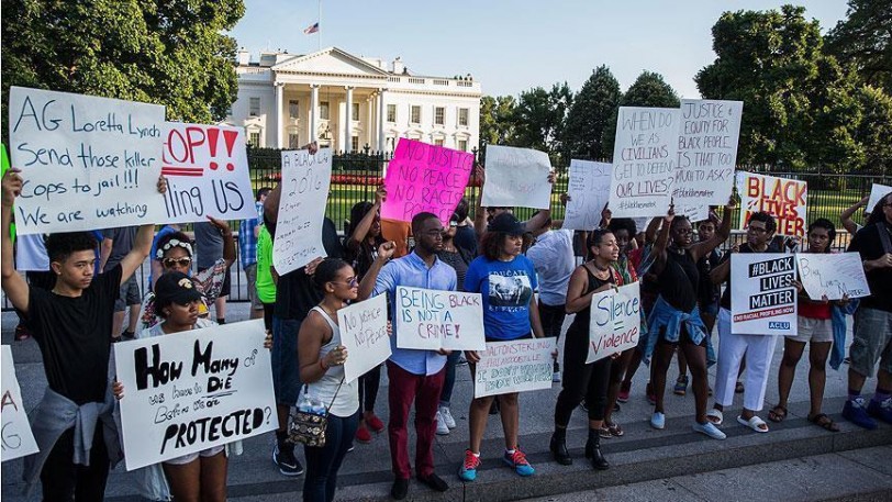 الاحتجاجات تصل إلى البيت الأبيض