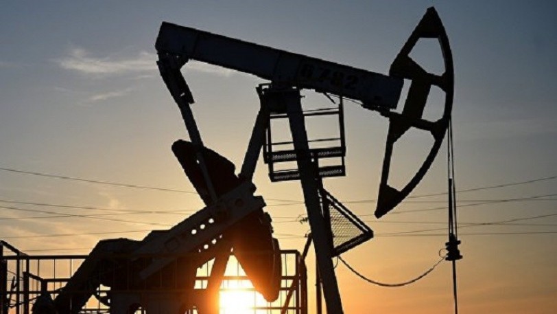 نوفاك: لا جدوى من تثبيت إنتاج النفط في ظل الأسعار الراهنة