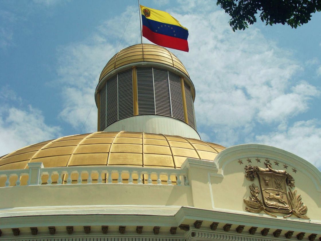 اقتراح انتخابات تشريعية فنزويلية مبكرة