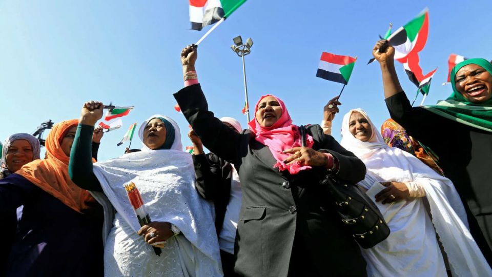 السودان: احتجاجات نسائية ضد العنف الجنسي الذي استخدمه الأمن لقمع الشارع