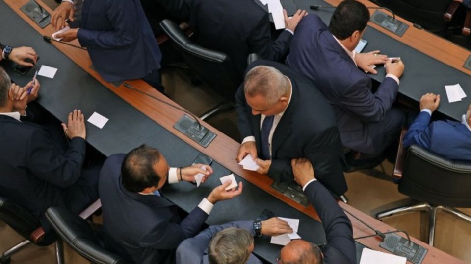 للمرة الخامسة، البرلمان اللبناني يفشل بالتوافق على رئيس للجمهورية
