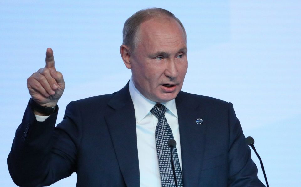 الكرملين: بوتين استنكر خلال مكالمته مع بايدن المعلومات الزائفة حول «الغزو» الروسي