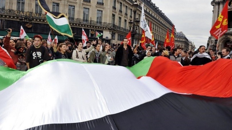 الحزب الاشتراكي الفرنسي يطالب باريس بالاعتراف بدولة فلسطين