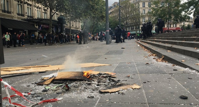 فرنسا.. عودة الاحتجاجات وأعمال العنف إلى الشارع