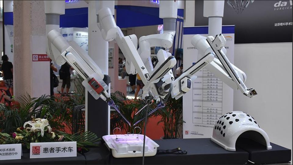 الصين.. عرض تعريفي للروبوتات في مؤتمر عالمي