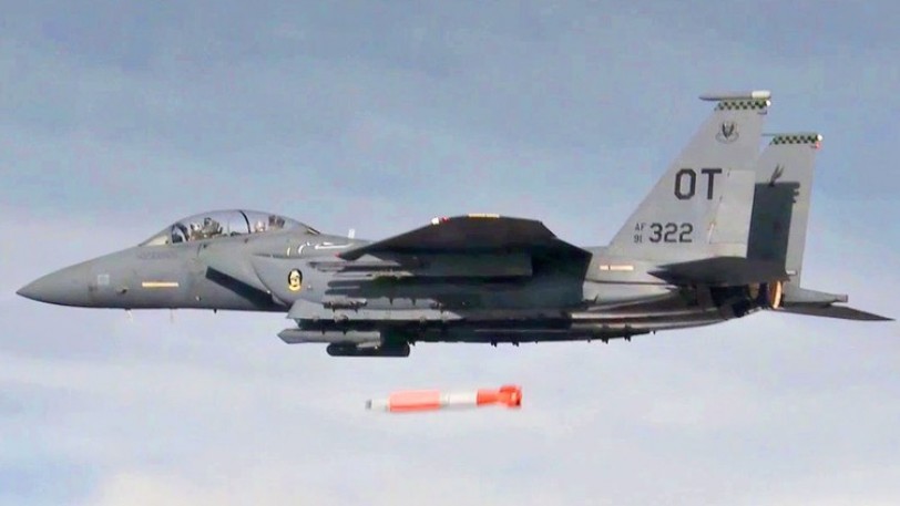 القنابل «الذكية»: سلاح عملياتي أمريكي؟