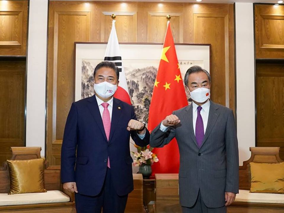 رغم التصعيد حول تايوان، الصين وكوريا الجنوبية تتعهدان بتطوير علاقات أوثق