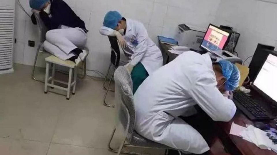 سورية تنزف أطباءَ ومرضى بينما يستمرّ «التطنيش والتطفيش»