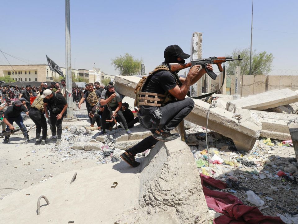 العراق: مقتل 4 أشخاص باشتباكات بين فصيلين مسلحين جنوبي البلاد