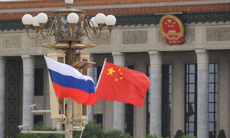 حول مصير محاولات واشنطن لتحطيم العلاقات الروسية-الصينية
