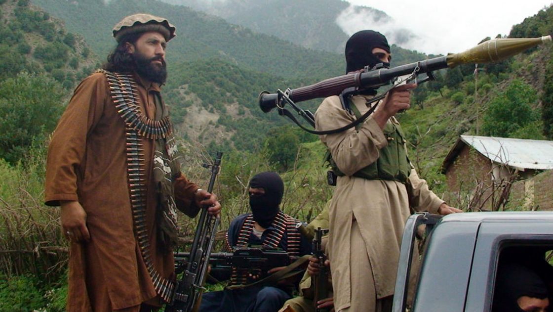 طالبان تقول إنها سيطرت على 169 من 400 منطقة أفغانية