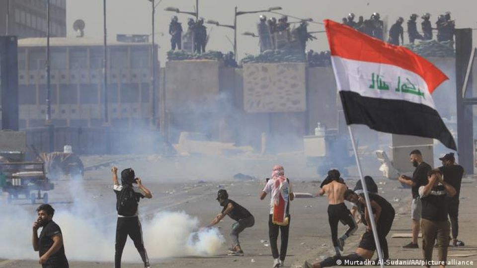 العراق: إصابات بين المتظاهرين وقوى الأمن في احتجاجات بغداد اليوم