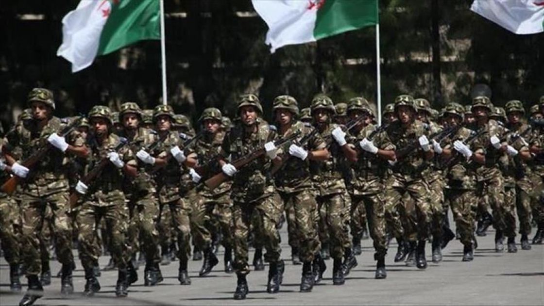 الجيش الجزائري يطرح خارطة طريق من 4 بنود