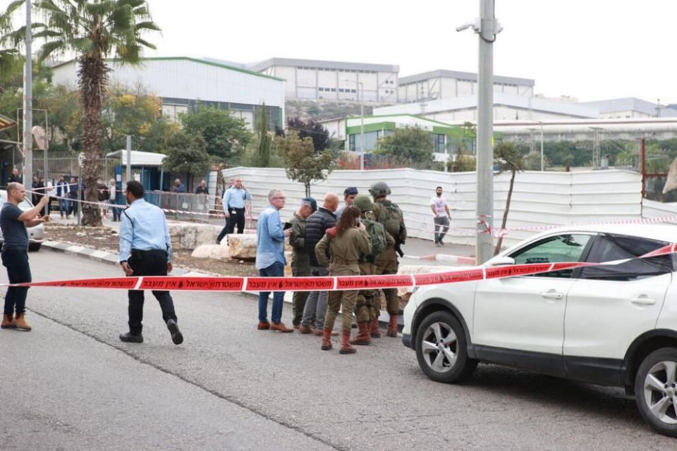 مقاوم فلسطيني يقتل 3 &quot;إسرائيليين&quot; ويجرح 3 بطعن ثم دهس قبل استشهاده برصاص جندي مرّ بالصدفة