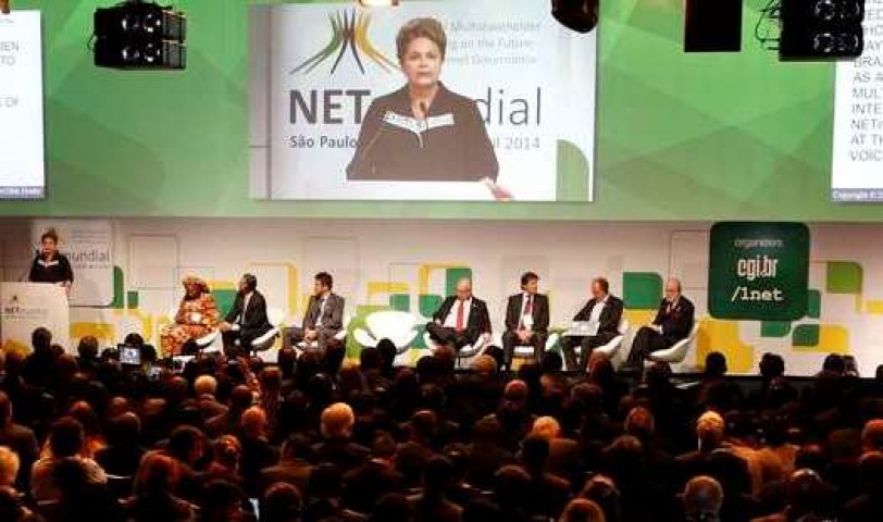 قمة البرازيل تدين التجسس عبر الانترنت