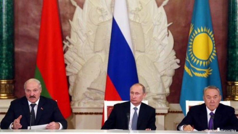 معاهدة الاتحاد الأوراسي على طاولة روسيا وبيلاروسيا وكازاخستان