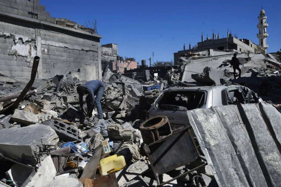 غزة: الاحتلال يكرّر قصف الواصلين للمساعدات ويزعم أنهم يموتون «من التدافع»
