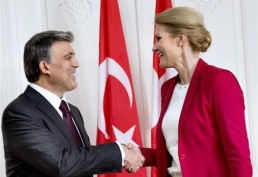 بين «شارب» القرم و«لحية» سوريا: هل تفتح تركيا جبهة «جهادية» جديدة؟