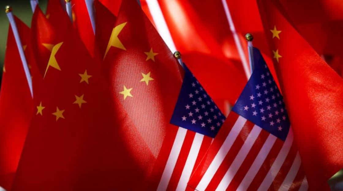بكين تتخذ إجراءات مضادة لمواجهة الرسوم الجمركية الأميركية