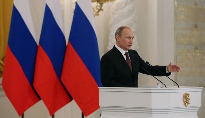 بوتين يوقع مرسوم تشكيل دائرة القرم الفيدرالية ويعين ممثله فيها