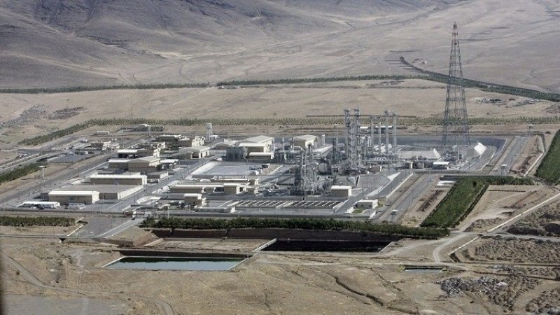 طهران: ندرس طلبات دول أوروبية لبيعها الماء الثقيل