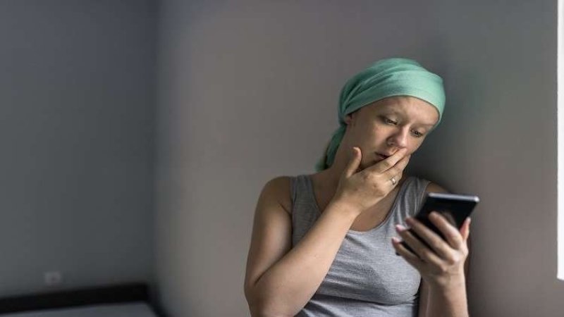 هواتفنا تعرضنا لخطر الإصابة بمرض قاتل