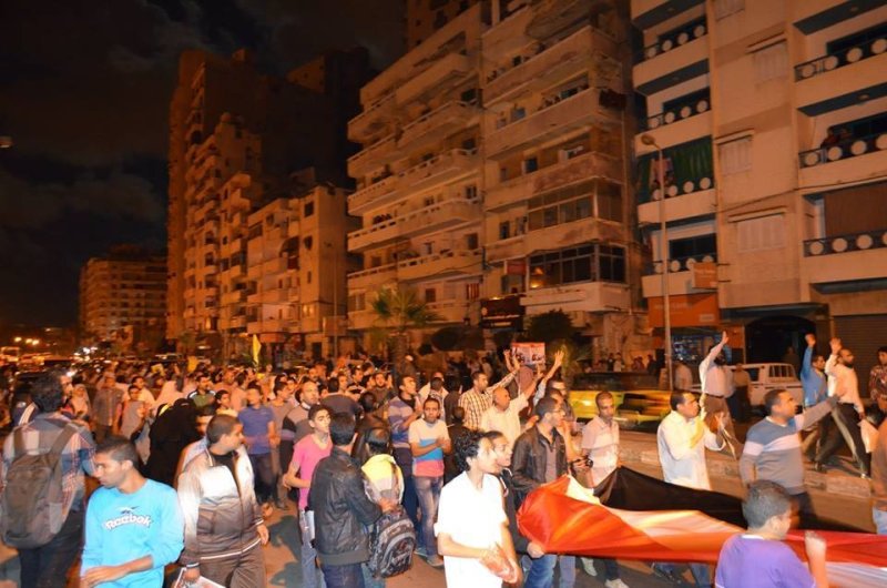 الحراك الشعبي العربي يكاد ينحرف عن مساره