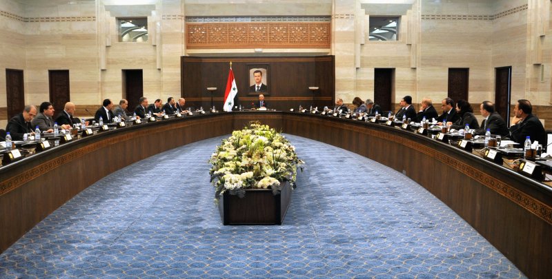 الحكومة تبحث مضاعفة أسعار الكهرباء وتحرير المازوت!