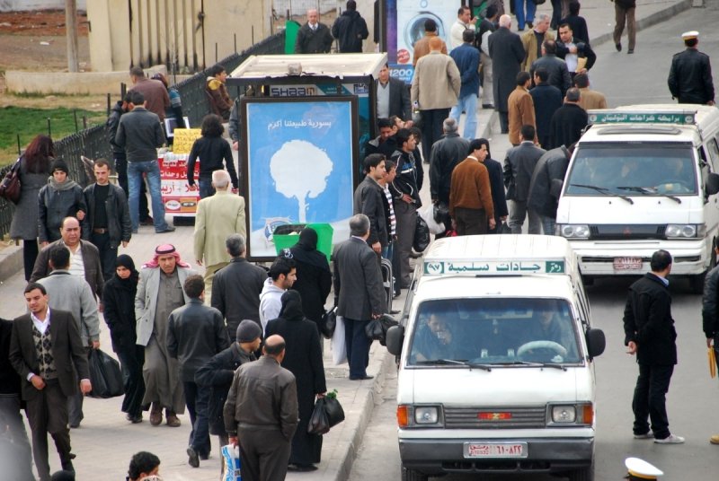 بصراحة: من يعوض العمال عن انخفاض أجورهم؟
