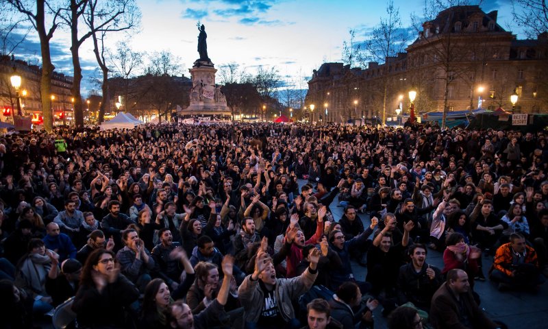 الحراك الشعبي الفرنسي: قانون استثنائي لأزمة استثنائية