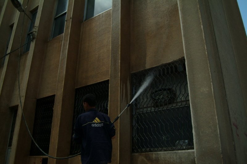 عمال النظافة تحت رحمة الشركات الخاصة!