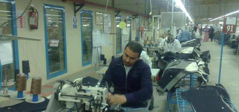 حديث ساخن في جبهة العمل