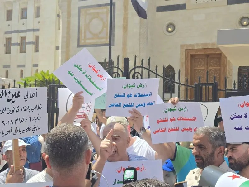 التهجير والإحلال الطبقي: جوهر مشاريع التطوير العقاري في سورية