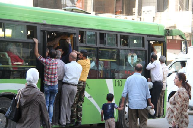 حلب: انتقادات على إعلان 50 باصاً مجّانيّاً لنقل مشجّعي مباراة بالدوري السوري