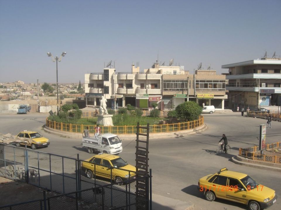 القامشلي.. مظاهر مسلحة تثير استياء السكان