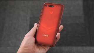 Huawei ترفع الستار عن أقوى هواتفها