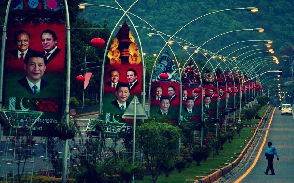 باكستان ترد على واشنطن باليوان الصيني